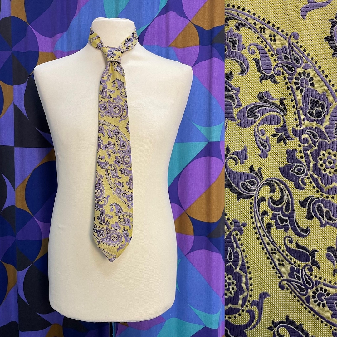 Groovy Vintage 60s 70s Golden Yellow and Purple Paisley Pattern Tie by ...
