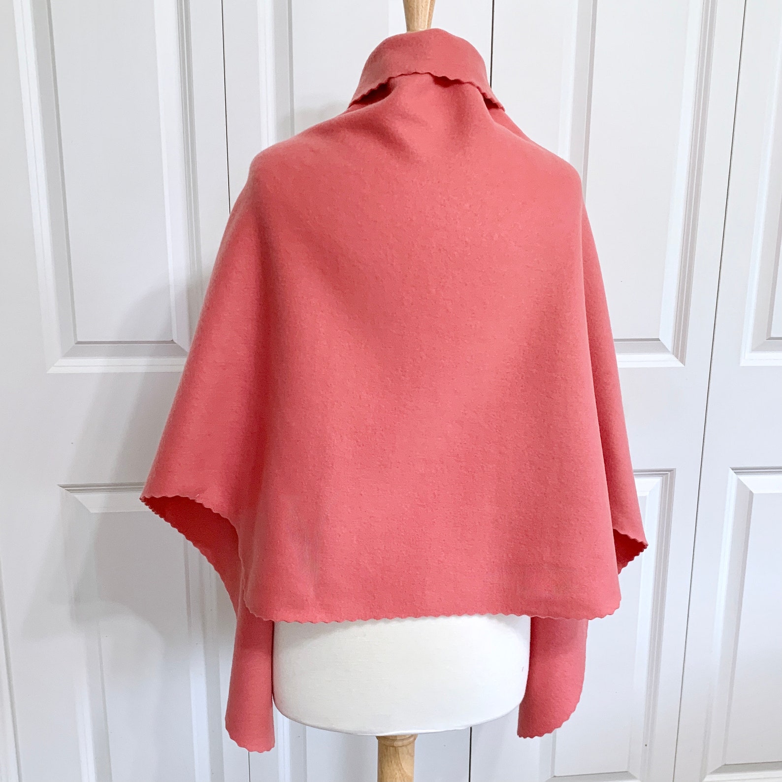 barts fleece shawl
