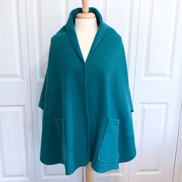 Adult Fleece Shawl Wrap with Pockets, Beautiful Tahitian Tide, Fits Most Thru Women's Large, Soft, Warm, Woman, Grandparent, New Mom. Gift