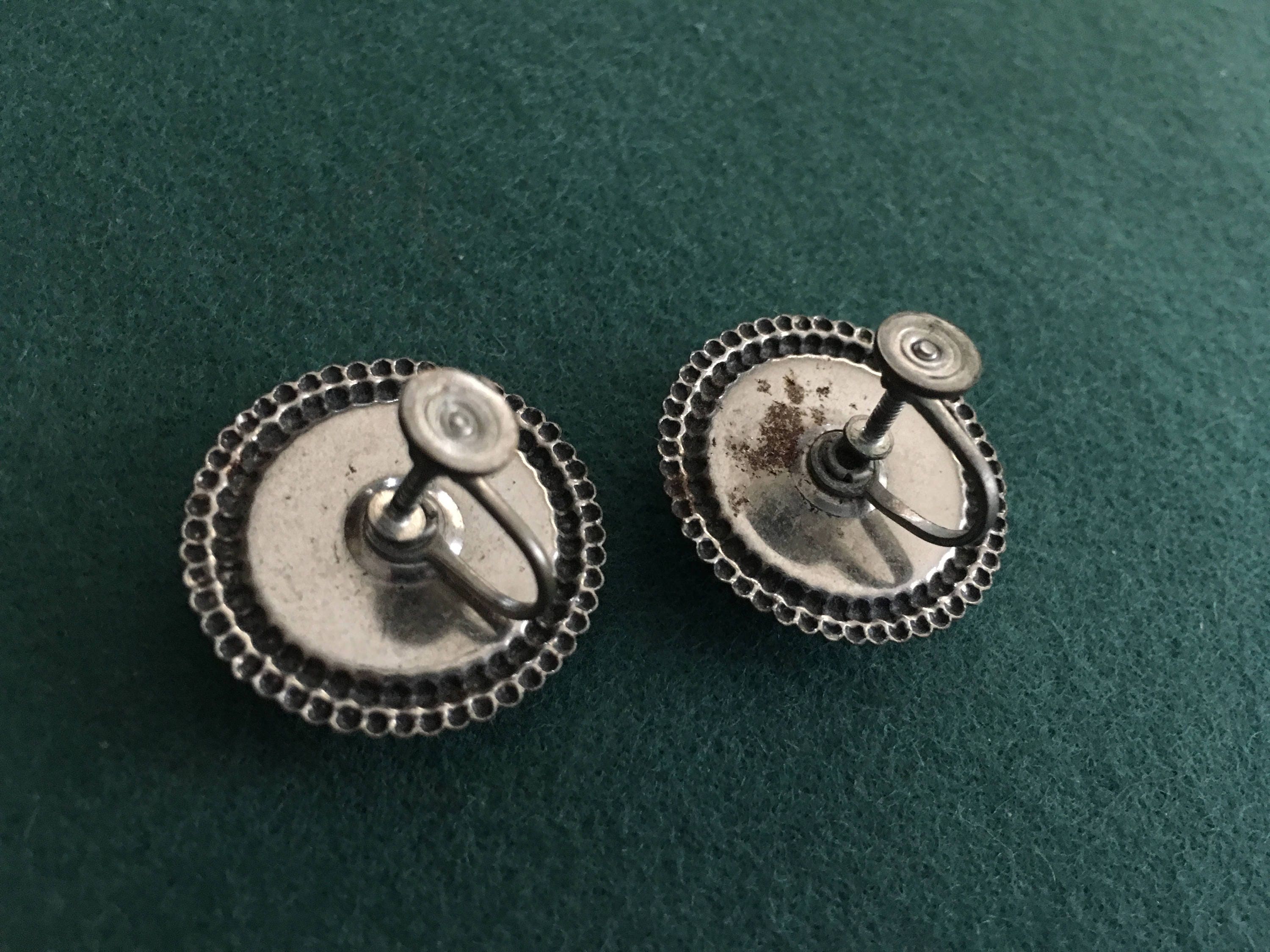 Vintage screwon earrings with blue flower design Etsy