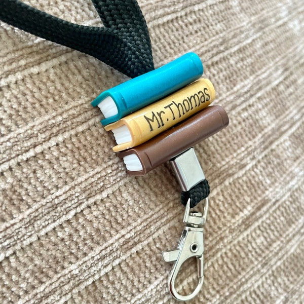 Personalized teacher lanyard with books, librarian lanyard, Book lover gift
