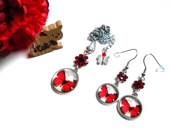 Parure bijoux boucles d'oreilles pendantes et collier pendentif cabochon papillon et fleurs en cristal  rouge et noir