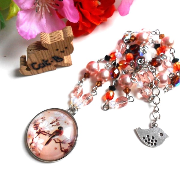 Collier perles pendentif oiseau rose clair blanc marron orange