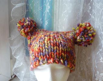 Little girl's multicolored hat with 2 pompoms