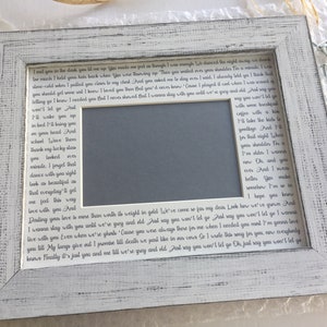8x10 Personalized Picture Mat and Frame: Wedding songs, Speeches, Quotes, Text, Wedding Song Gift, Portrait afbeelding 7