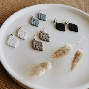Leaf Dangle Earrings | Clay Earrings | Dangle Clay Earrings | Small Dangle Earrings | Minimal Dangle Earrings | Simple Earrings | Neutrals