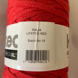 T-shirt Yarn, Textile Chunky Yarn for Crochet Bags, Rugs and Baskets.  Jersey Yarn, Ribbon Tshirt Yarn. Ocean Weave T Shirt Yarn. 