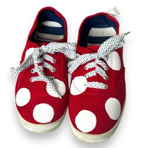 Custom Hand Crafted Minnie Mouse Polka-Dot Sneakers EUC image 2