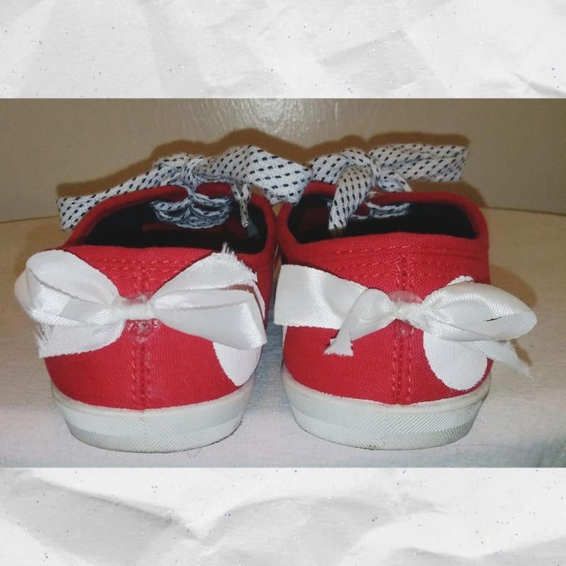 Custom Hand Crafted Minnie Mouse Polka-Dot Sneakers EUC image 8
