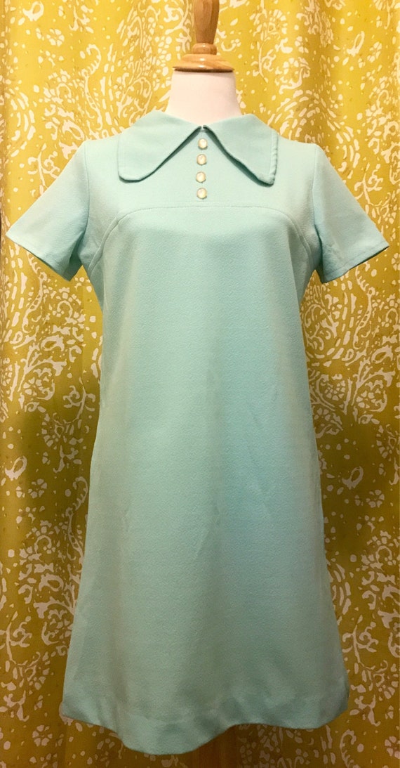 Adorable Baby Blue Shift Dress with Peter Pan coll