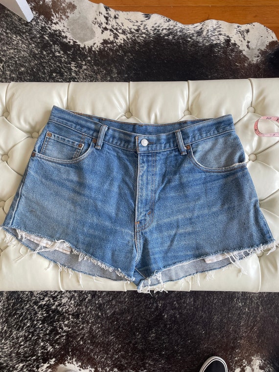 Levi’s 517 Cut off Jean Shorts size 33 waist, 41”… - image 1