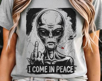 I Come In Peace Alien Tee: Funny UFO Graphic T-Shirt