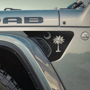 South Carolina Flag Fender Vent Vinyl Decal Sticker Fits Jeep Wrangler JL/Jeep Gladiator JT 2018-2024