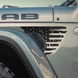 Distressed USA Flag Fender Vent Vinyl Decal Sticker Fits Jeep Wrangler JL/Jeep Gladiator JT 2018-2024