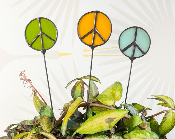 Peace Sign Plant Stake