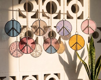 Friedenssymbol-Sonnenfänger aus Buntglas: Hippie-Geschenk