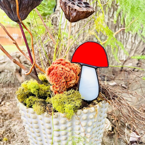 Red Mushroom Plant Stake