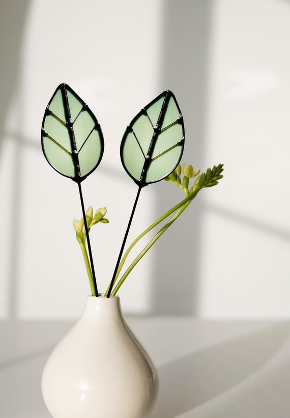 Glass Leaf Plant Stake