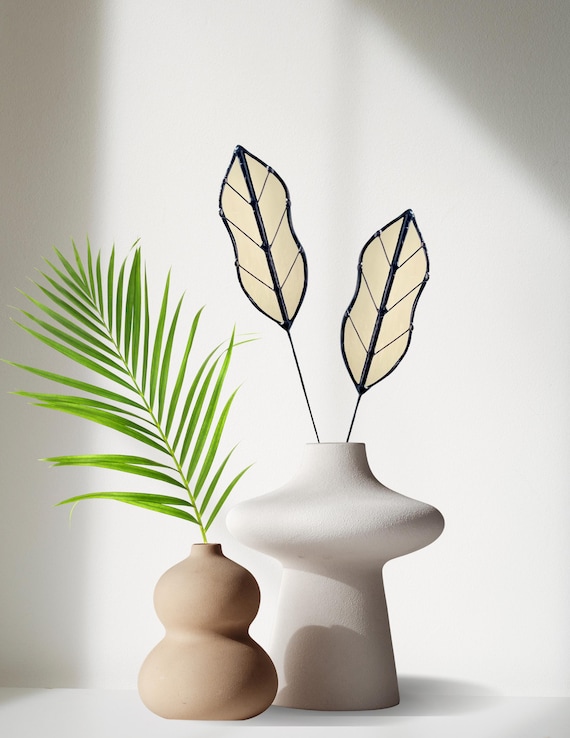 Glass Almond Leaf Stem