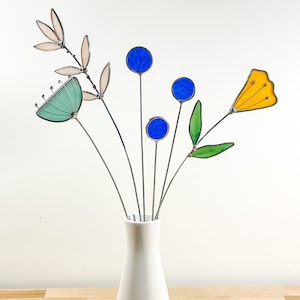 Bespoke Glass Floral Arrangement//Glass Art//Billy Buttons//Wildflowers//Glass Flowers//Flower Bouquet//Mother’s Day Gift