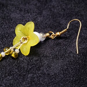 Flower Drop Earrings image 5