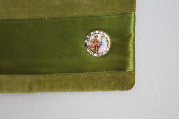Vintage Purse in Green Velvet with Gold Chain// h… - image 3