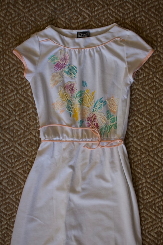 Vintage cotton day dress. Size small. Retro, paste