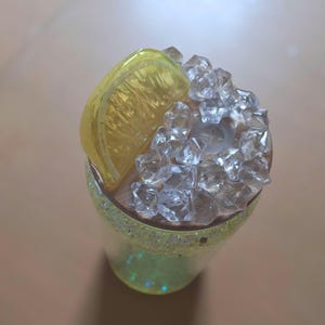 lemon snowglobe tumbler