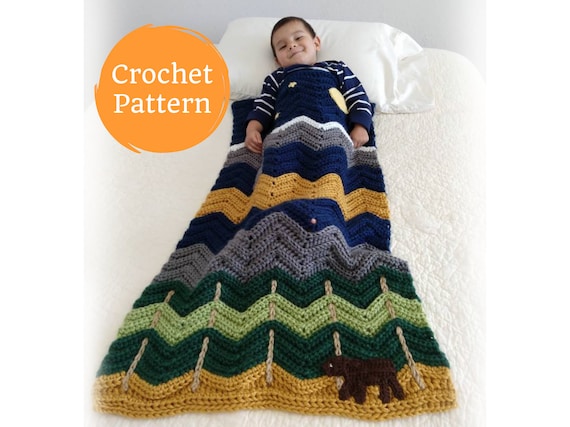 Crochet Pattern Baby Boy Blanket, Midnight Mountains Baby Bear Blanket, Mama Bear Baby Shower Gift, Forest Woodland Nursery Throw with Wolf