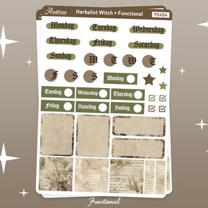 K&ouml;nnte beinhalten: Eine Planer-Sticker-Tabelle mit Vintage-&Auml;sthetik. Die Sticker zeigen Wochentage, Kontrollk&auml;stchen und dekorative Elemente in Braun- und Gr&uuml;nt&ouml;nen. Der Text "Herbalist Witch. Functional" und "PS404" ist auf dem Blatt gedruckt.