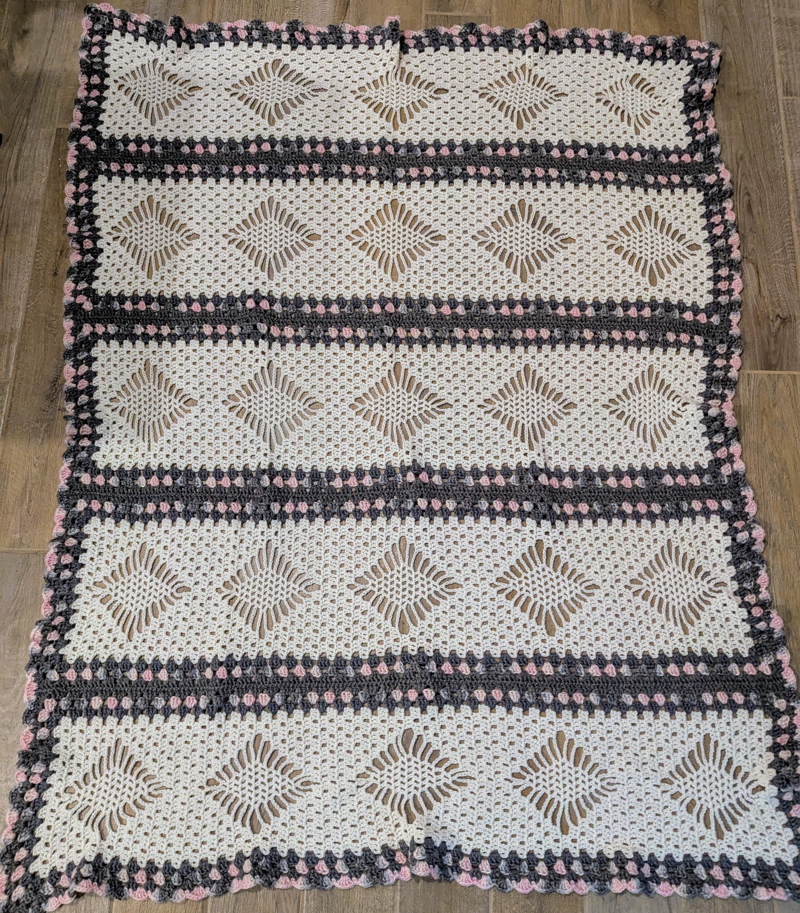 ハンドメイドのアフガン編みブランケット 69x54 - Etsy 日本