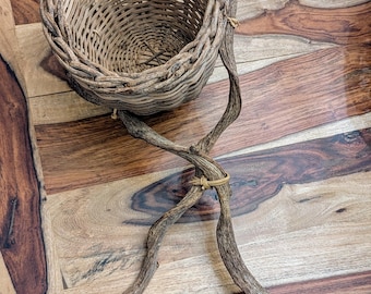 Vintage Twisted Root Vine Handled Basket Oval Handmade Rustic