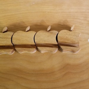 apple  cell phone holder