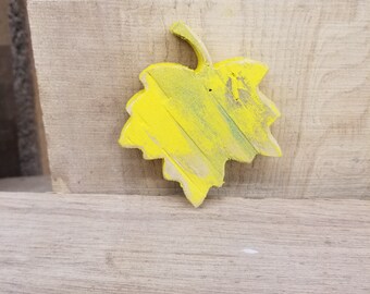 barnwood leaf yellow leaf fall leaf decoration