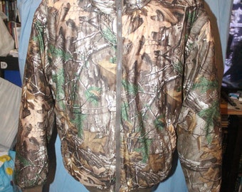 Cabela's Realtree Woodland Camo Hunting Jacket Converts to Vest - Men's Size 2XL