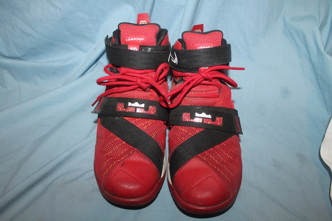 Lebron soldier 12 velcro problems shop