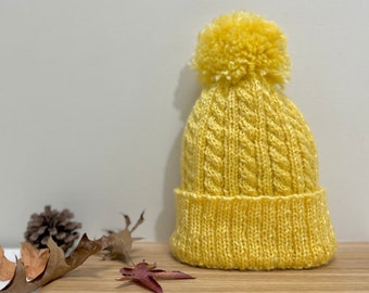 Gorro de lana tejido a mano con pompón/gorro de invierno/gorro para mujer/gorro de cable/gorro con nervaduras/gorro amarillo/gorro color chocolate/gorro grueso