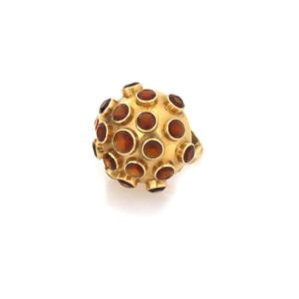 Vintage Garnet Gemstone 18k Yellow Gold Sputnik Dome Ring