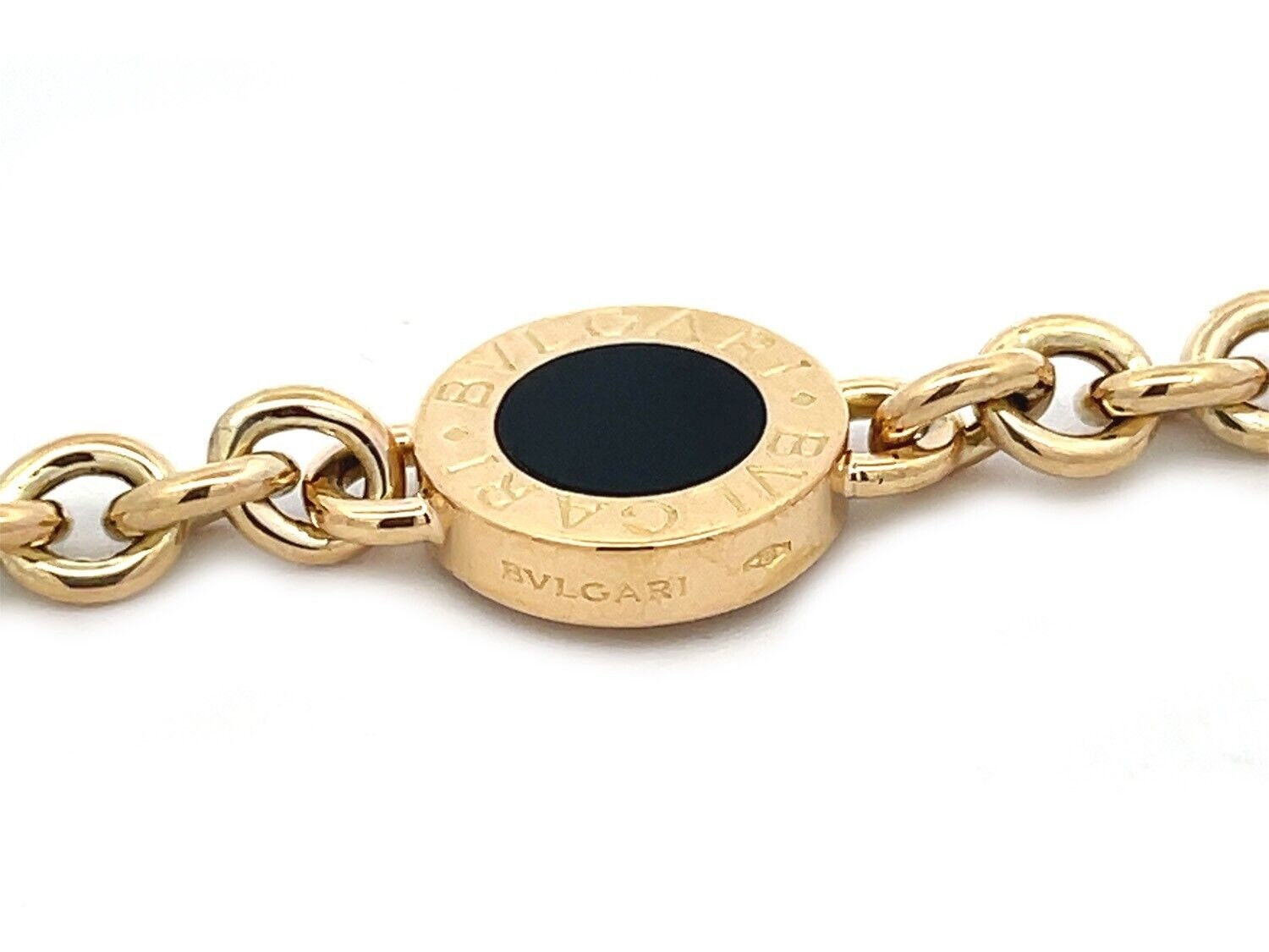 Bvlgari Onyx 18k Yellow Gold Triple Circle Motifs Oval Chain
