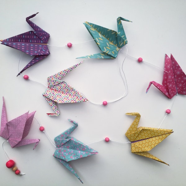 Guirlande grue origami tons pastels multicolores