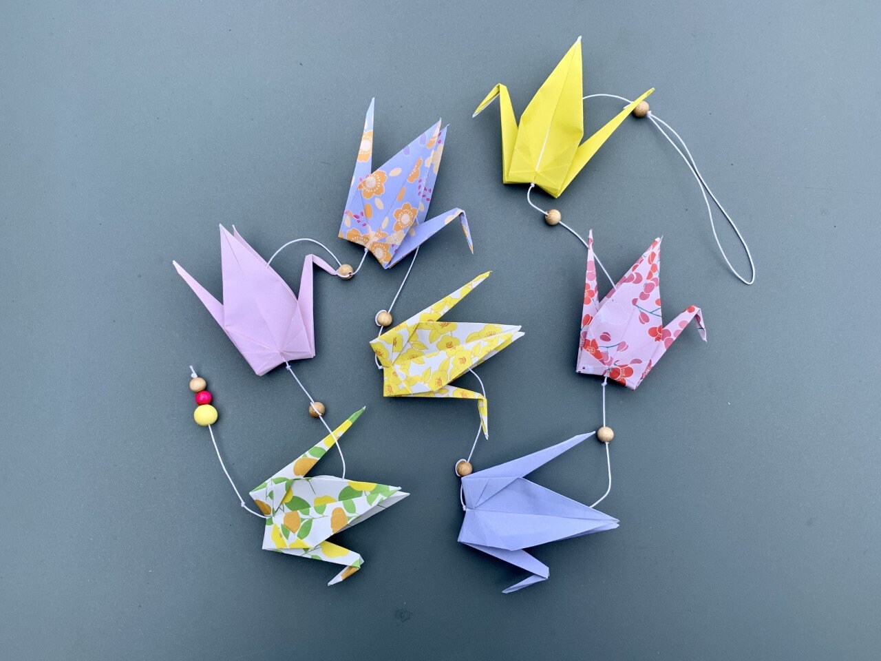 Guirlande Grue Origami Tons Rouges et Vert