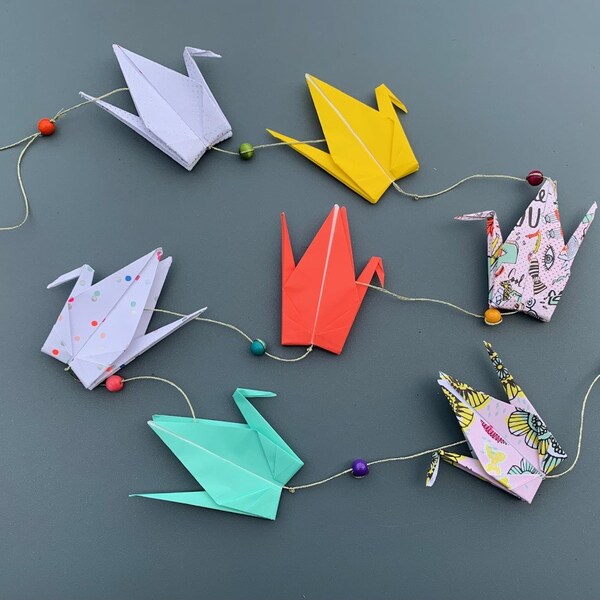 Guirlande grue origami couleurs vives "pop"