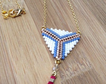 Colliers en perles tissées blanc et bleu