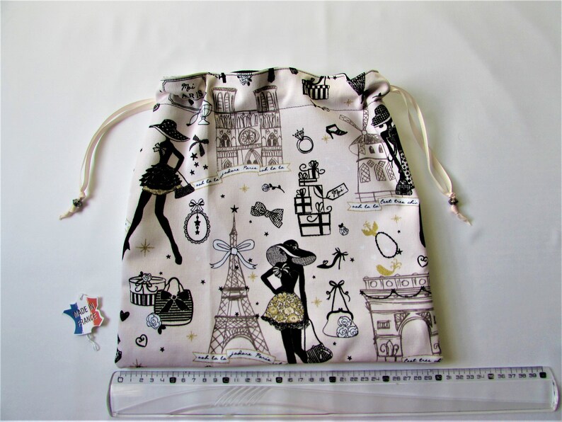 Travel lingerie bag girl,ecru cotton la parisienne,underwear bag 11.81 X 11.02 in ,gift for Elle Cor-de-rosa