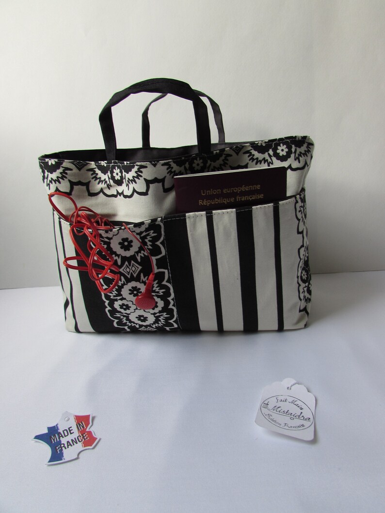 Organisateur de sac, Cadeau femme unique fait main France, mother's gift 3 black and white