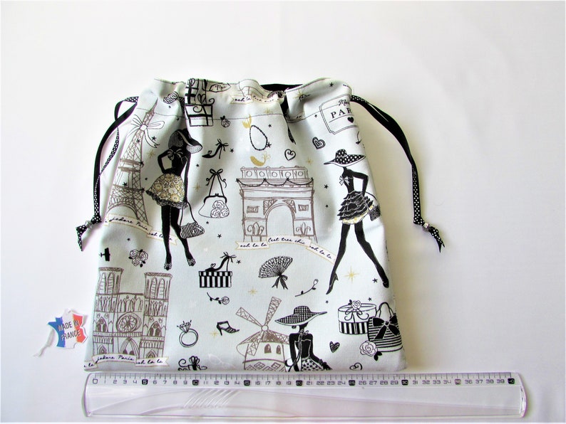 Travel lingerie bag girl,ecru cotton la parisienne,underwear bag 11.81 X 11.02 in ,gift for Elle imagem 5