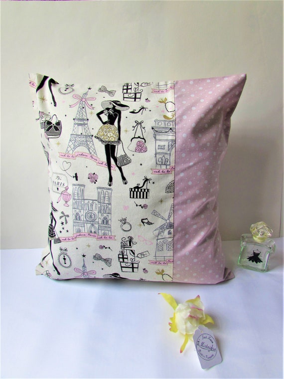 Housse coussin 40x40cm en tissu Motif La petite robe noire Coussin decoratif Cadeau fille fait main France 2 Etsy France