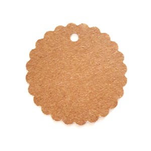 25 etichette kraft rotonde con bordi seghettati, fatte a mano, diametro 5 cm per abbellimento e creazione