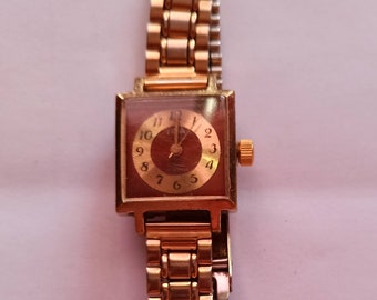 Zaria Gold-Plated Watch with Original Bracelet