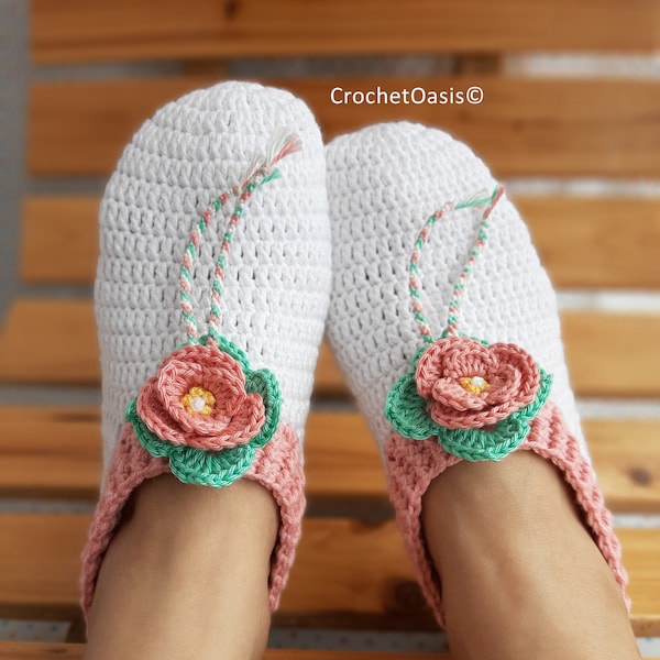 CROCHET PATTERN Pink Flower Shoes, Crochet Slippers, Crochet Shoes, Slip on shoes, House Shoes, DIY shoes, Macrame, English only